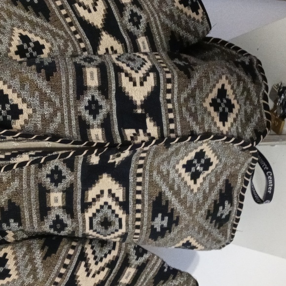 Fashion Bug Tribal design jacket - Picture 3 of 5